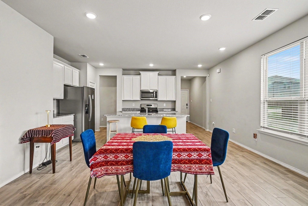 11013 Firebrush Lane - Photo 8