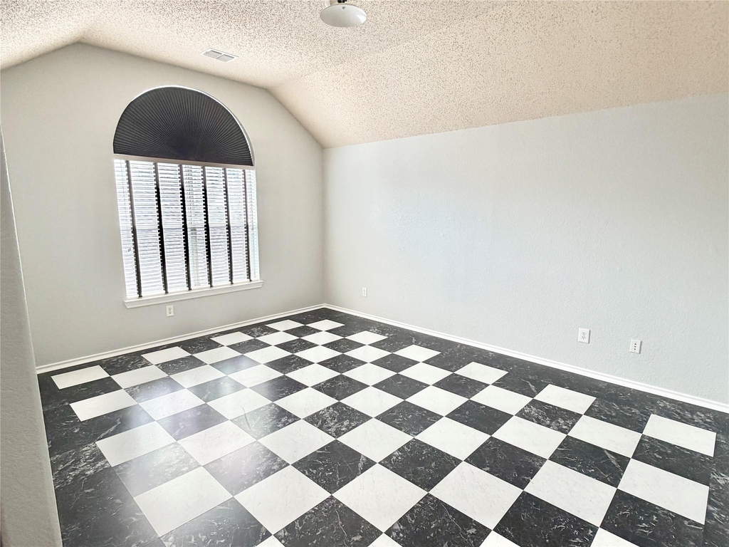 140 Fallkirk Drive - Photo 22