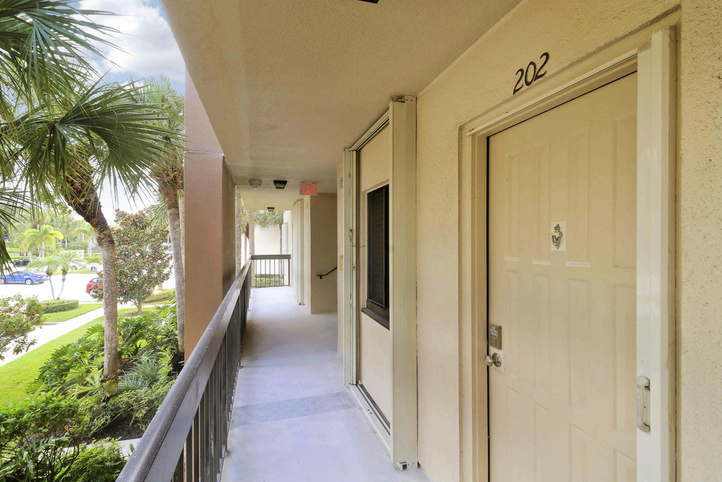 1601 Marina Isle Way - Photo 1