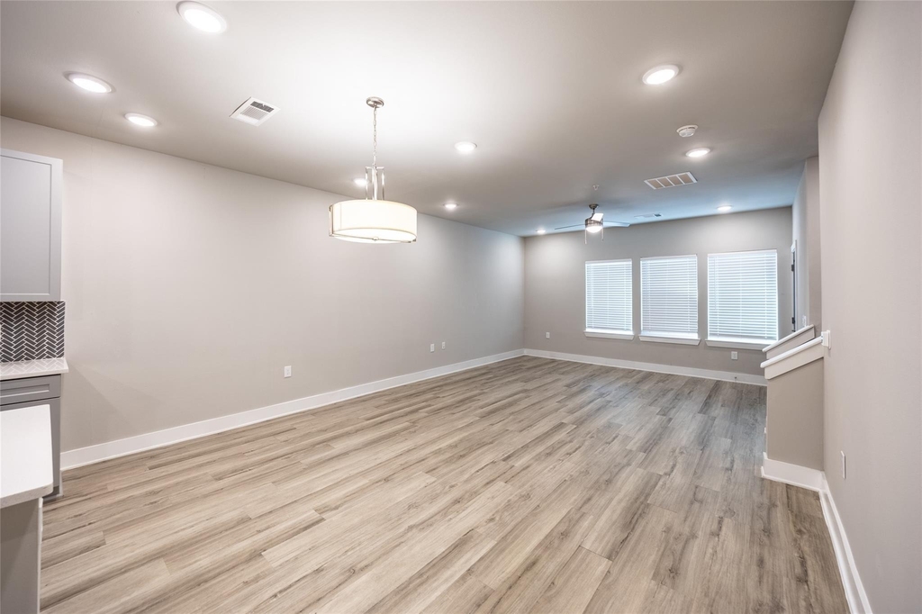 3353 Wynwood Drive - Photo 10