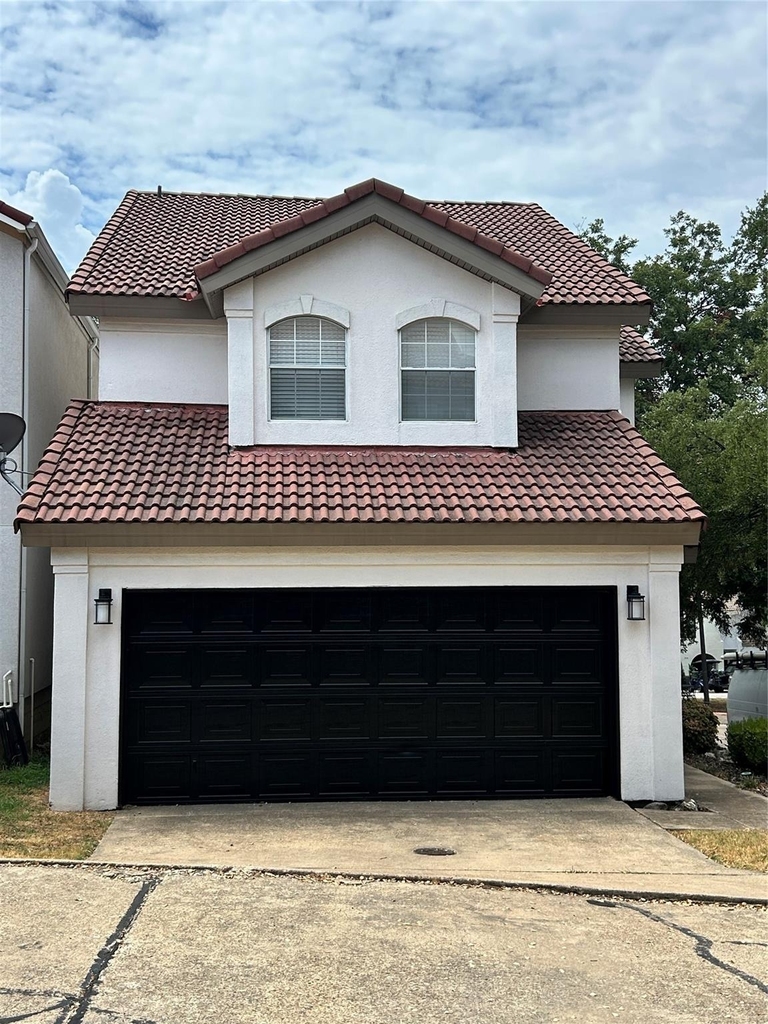 4200 Pompei Court - Photo 0