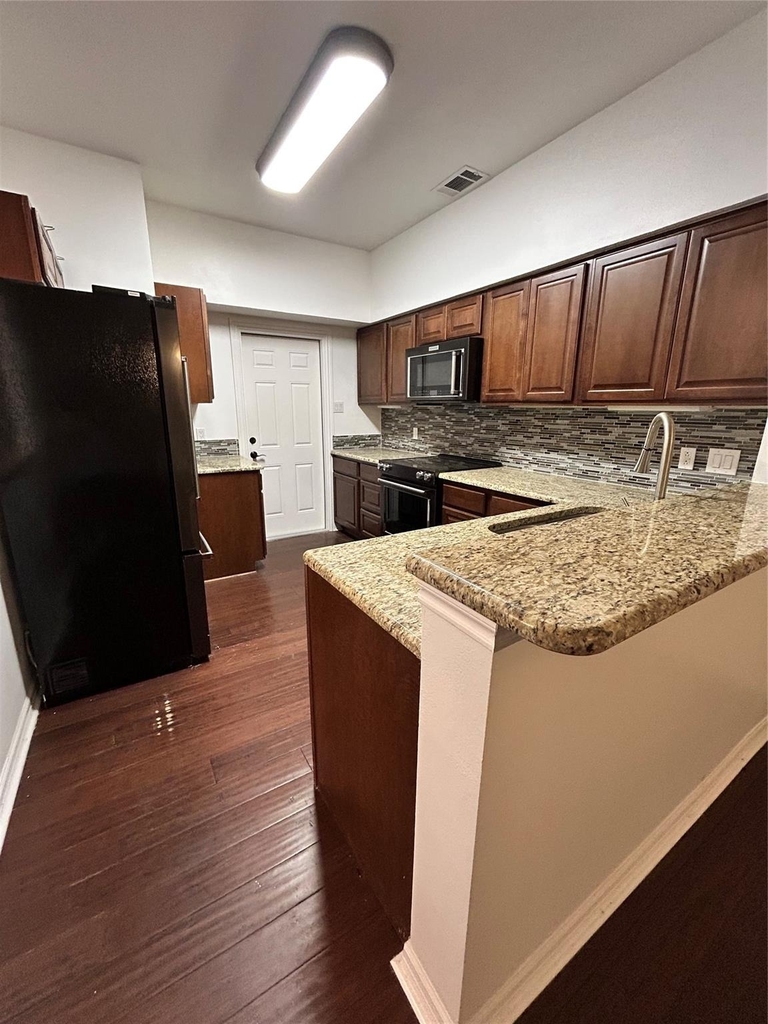 4200 Pompei Court - Photo 11