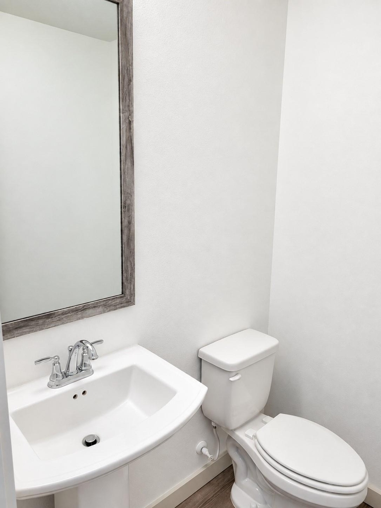 6429 Iron Horse Boulevard - Photo 3