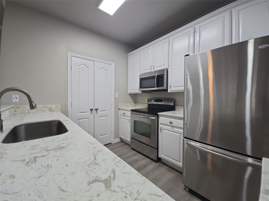 1501 Cedar Elm Drive - Photo 12