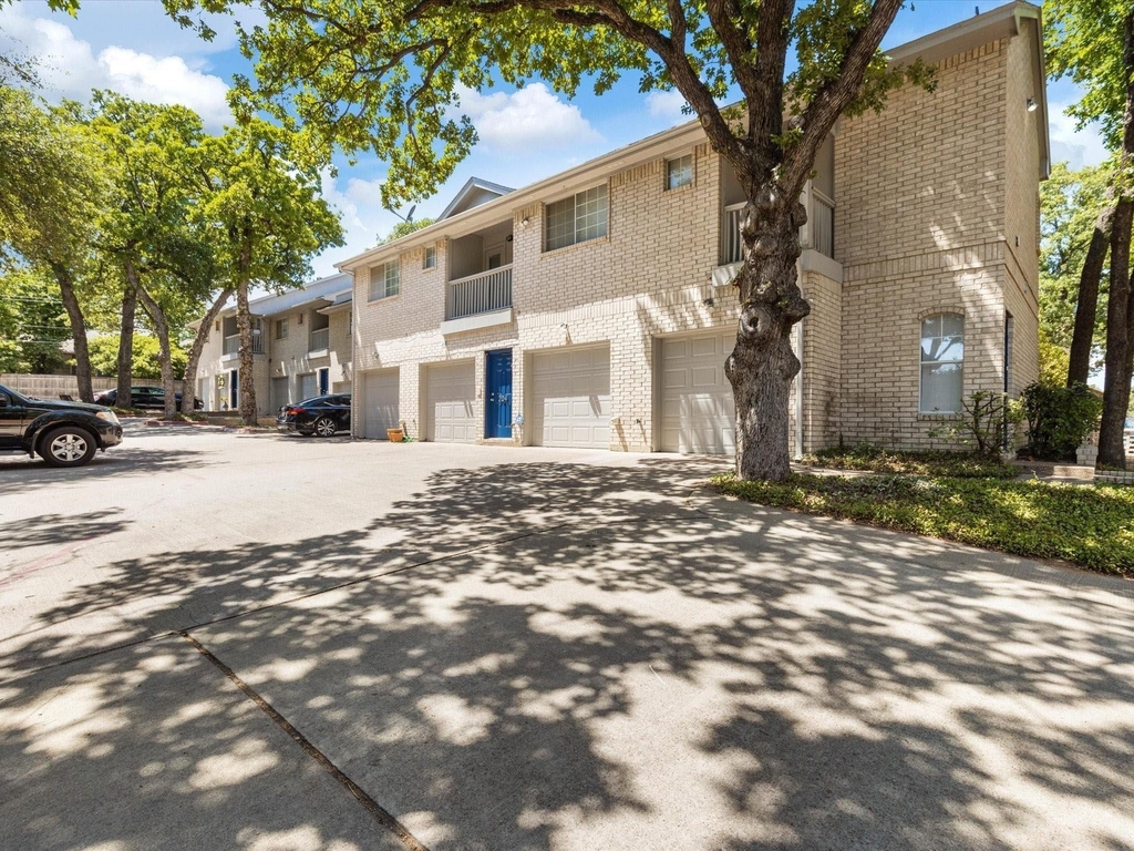 1501 Cedar Elm Drive - Photo 1