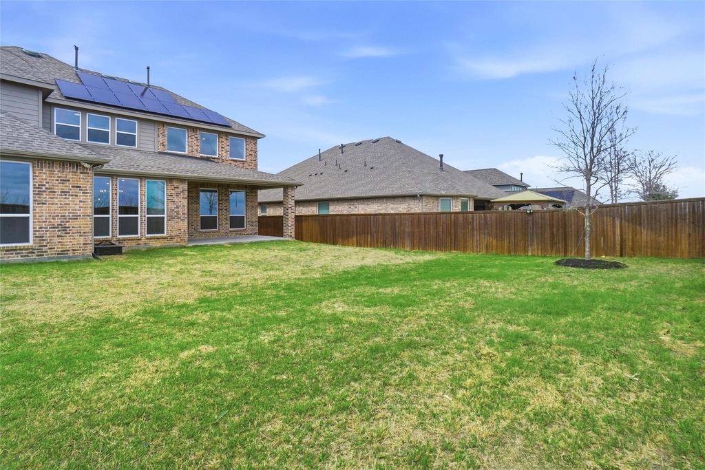 2073 Cloverfern Way - Photo 35