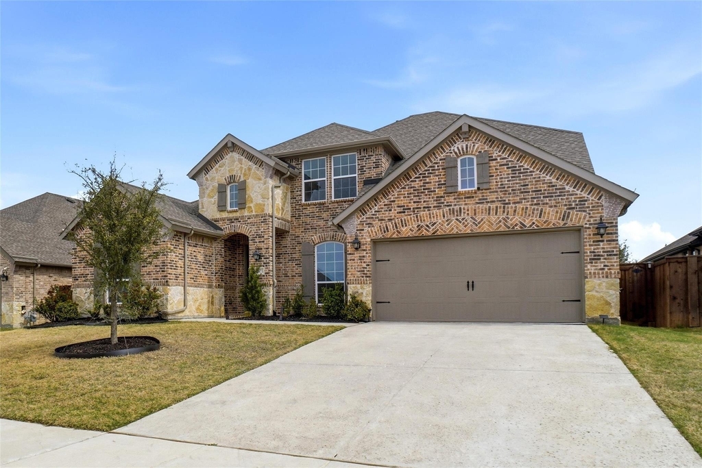 2073 Cloverfern Way - Photo 2
