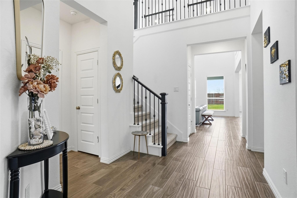 2073 Cloverfern Way - Photo 5