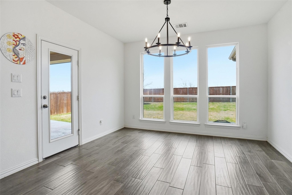 2073 Cloverfern Way - Photo 10