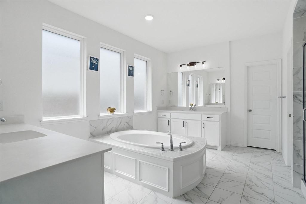 2073 Cloverfern Way - Photo 18