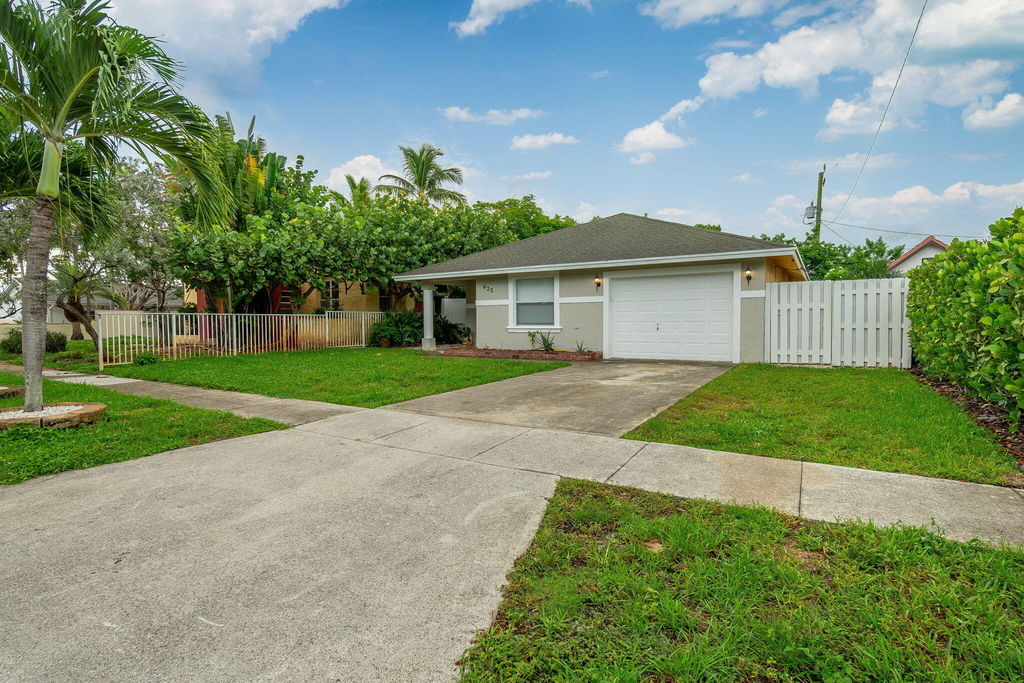622 Lytle Street - Photo 1