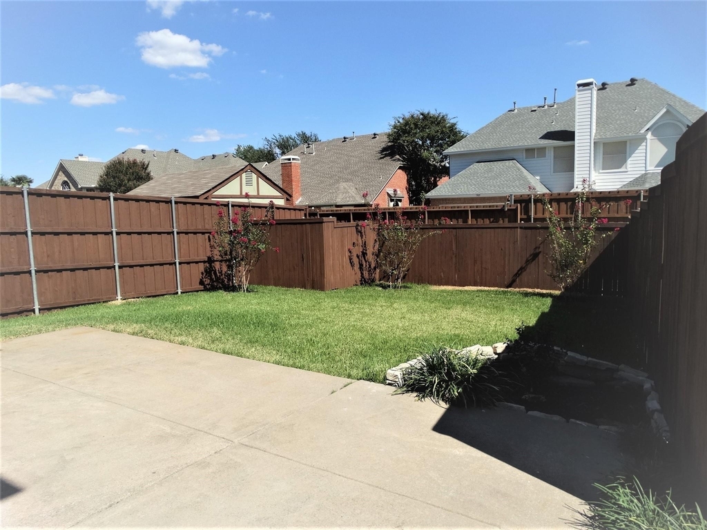 7904 Kettlewood Court - Photo 34
