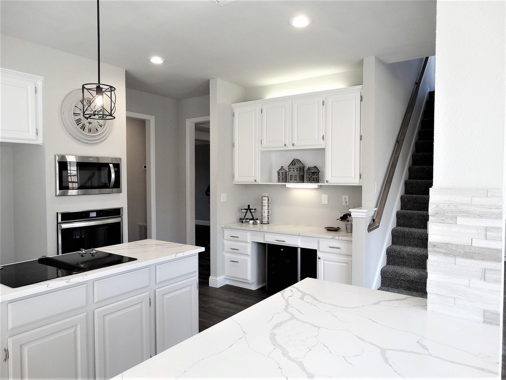 7904 Kettlewood Court - Photo 11