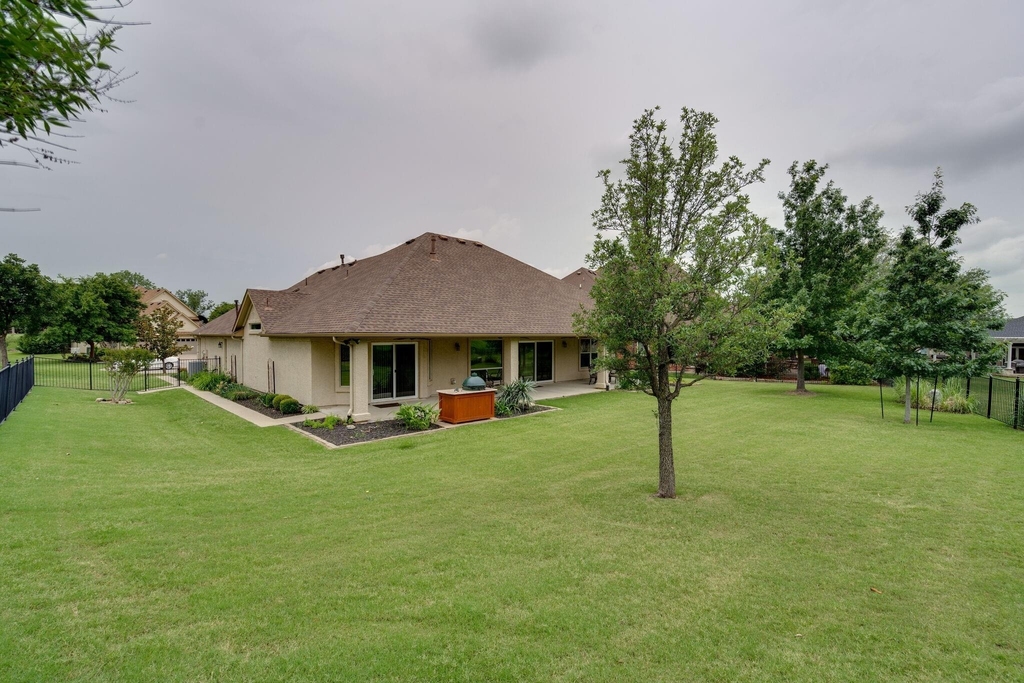 9600 Colbert Cove - Photo 24
