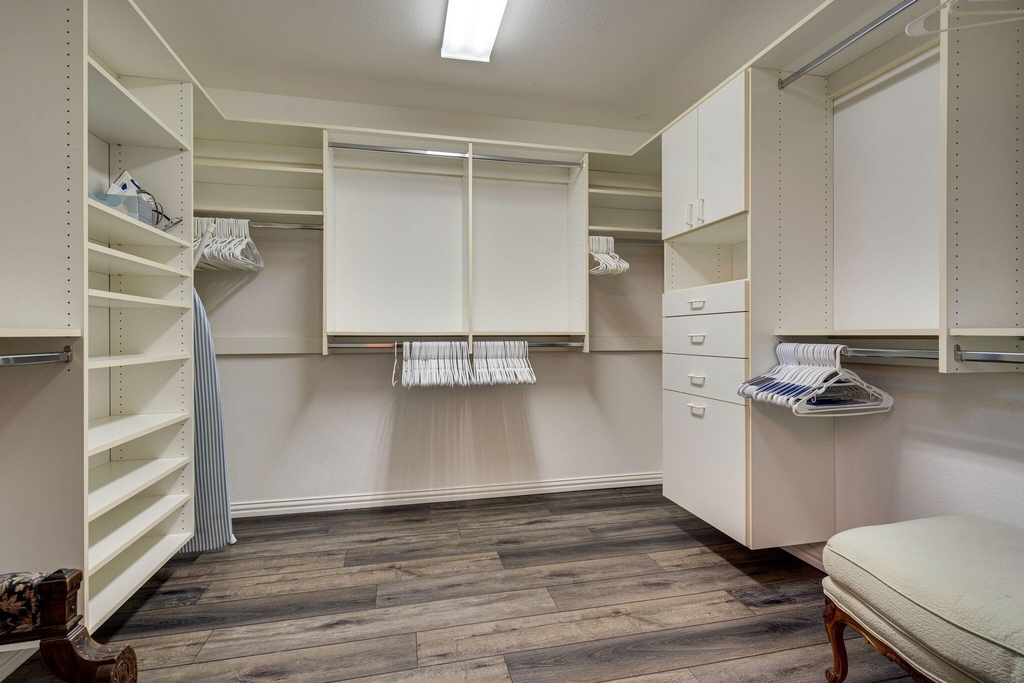 9600 Colbert Cove - Photo 19