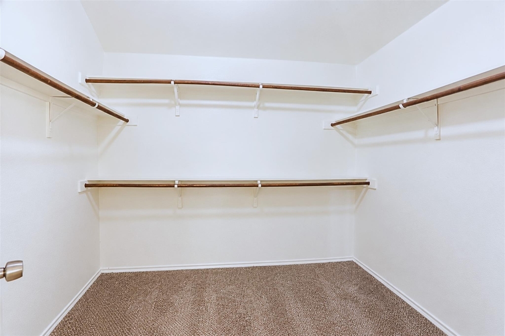 1213 Lambert Drive - Photo 9