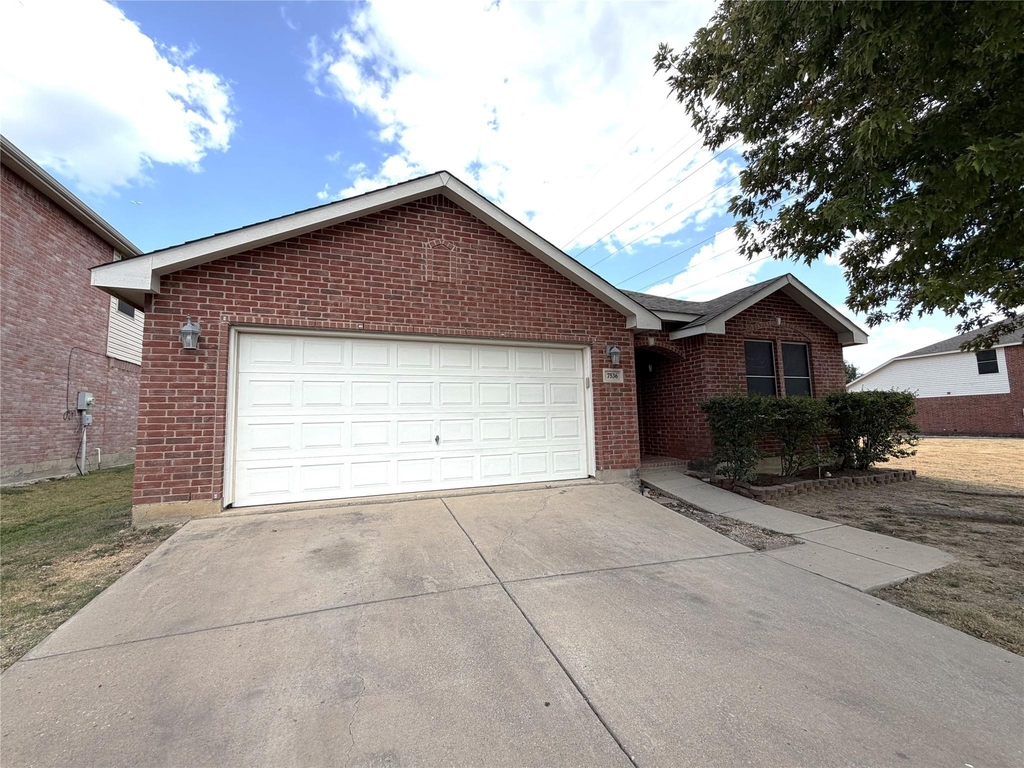 7536 Almondale Drive - Photo 1