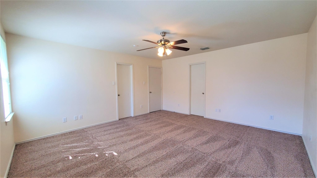 7536 Almondale Drive - Photo 9