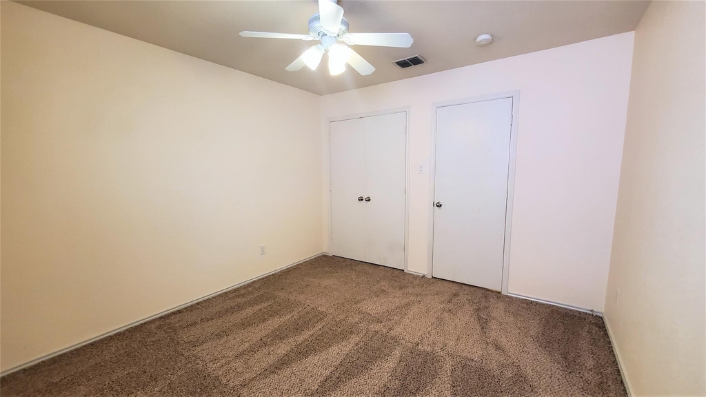 7536 Almondale Drive - Photo 12