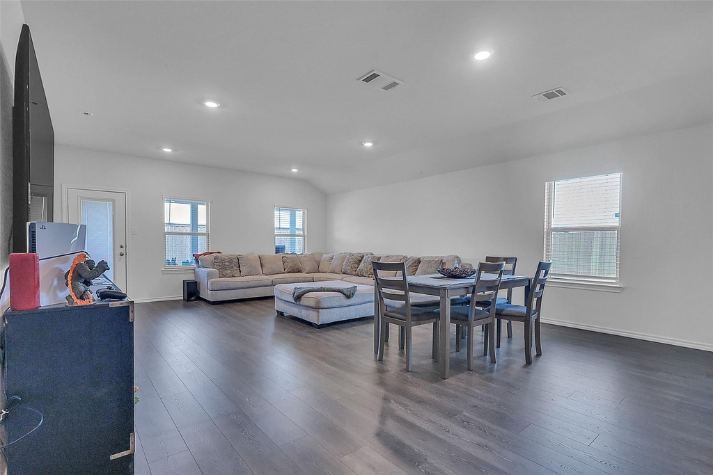 1208 Community Way - Photo 4