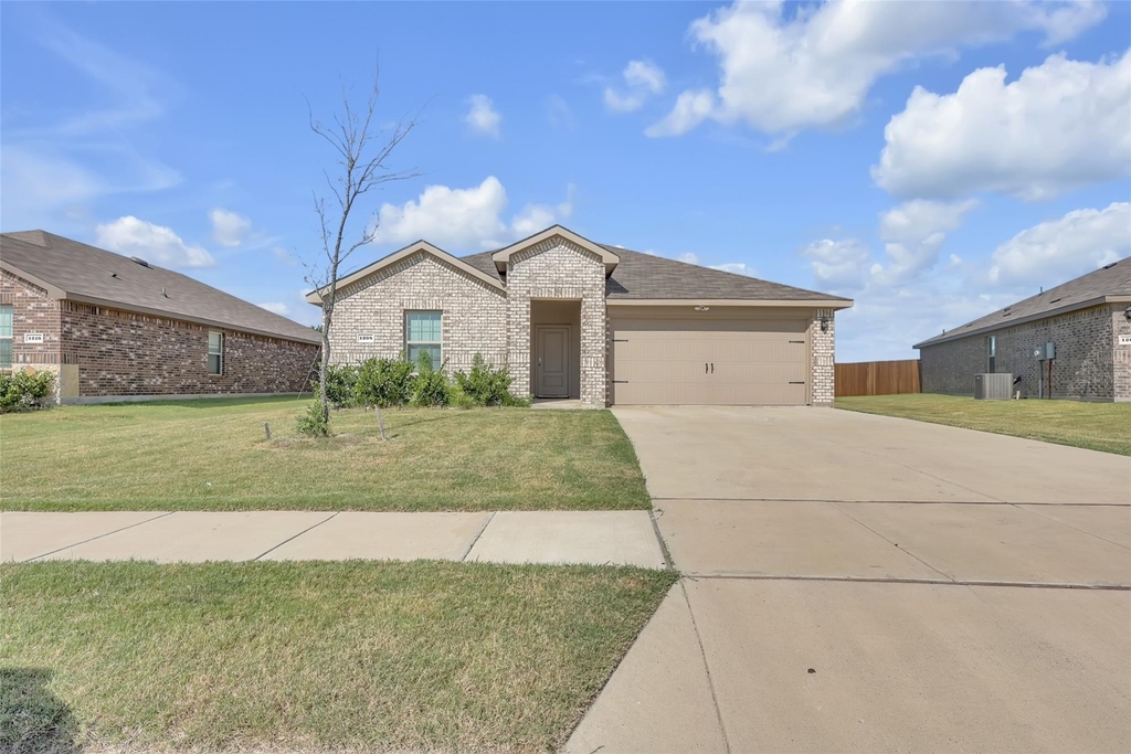 1208 Community Way - Photo 0