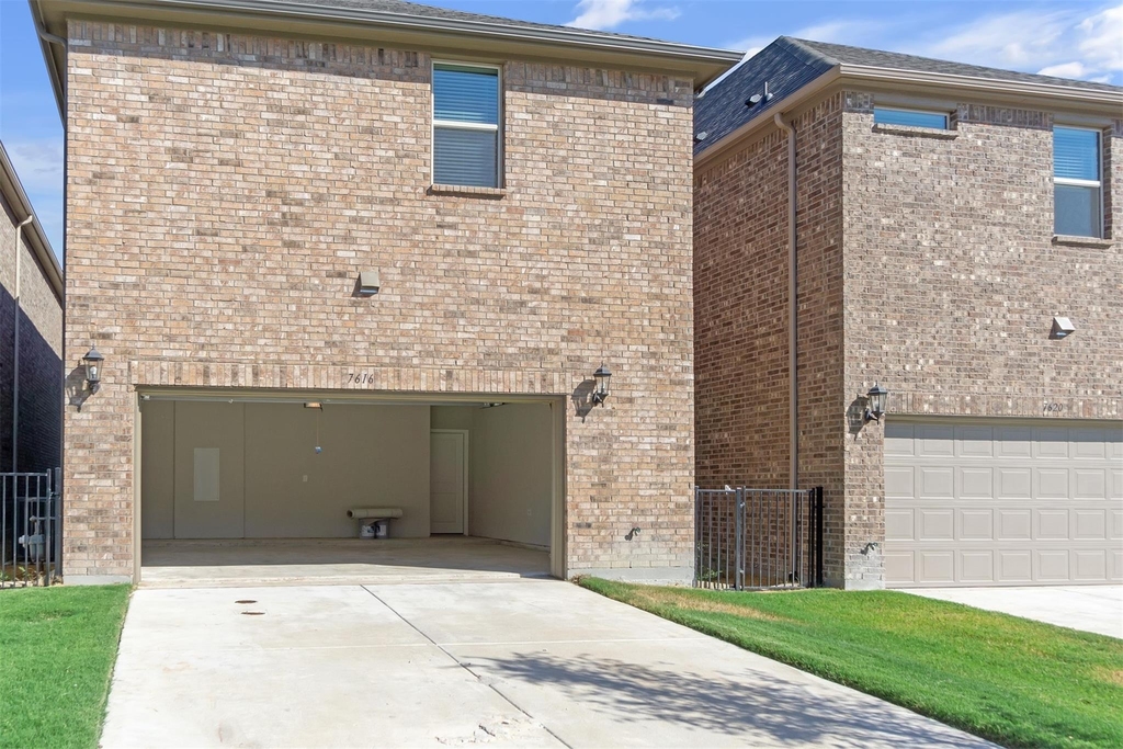 7616 Redondo Drive - Photo 25