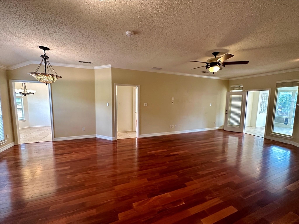 7109 Stoddard Lane - Photo 8