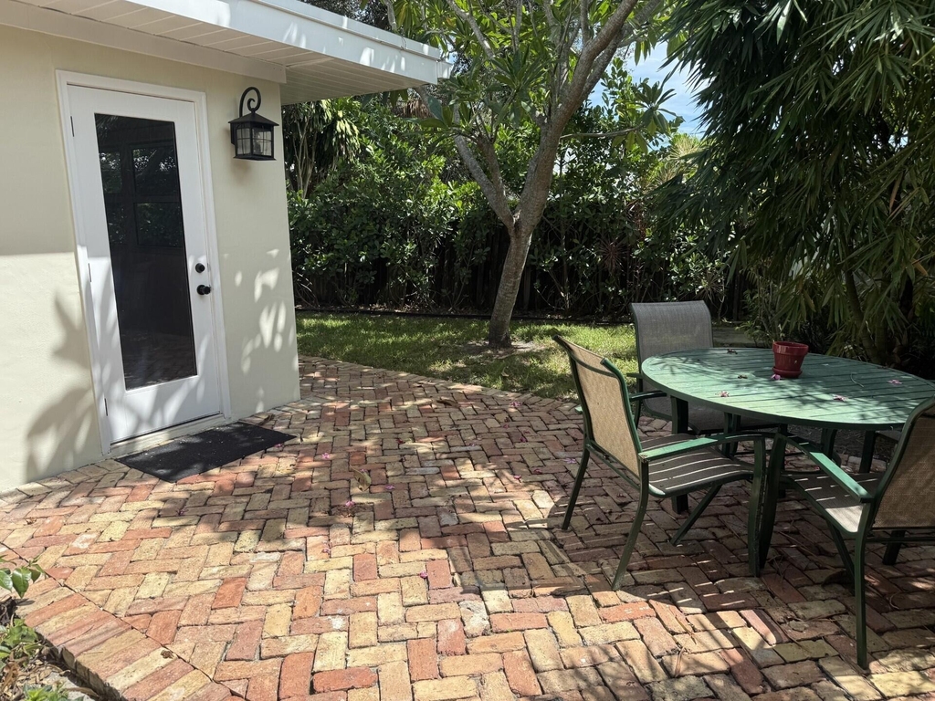 228 Lake Terrace - Photo 19