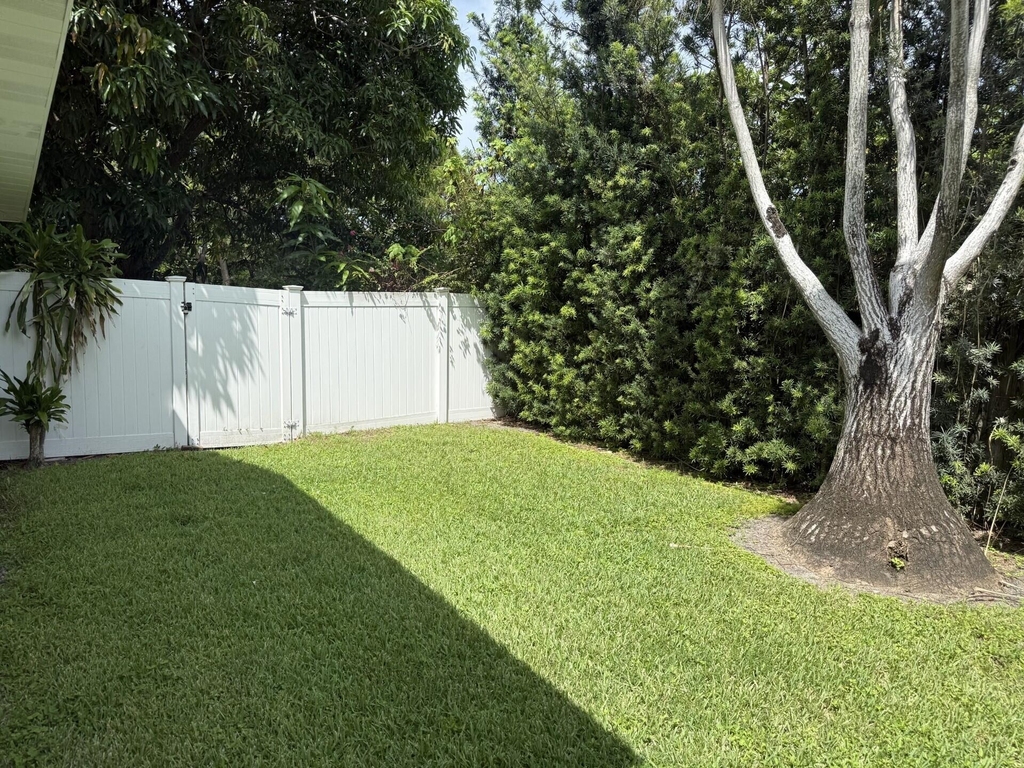 228 Lake Terrace - Photo 20