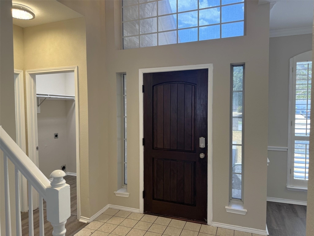 3204 Windridge Lane - Photo 2