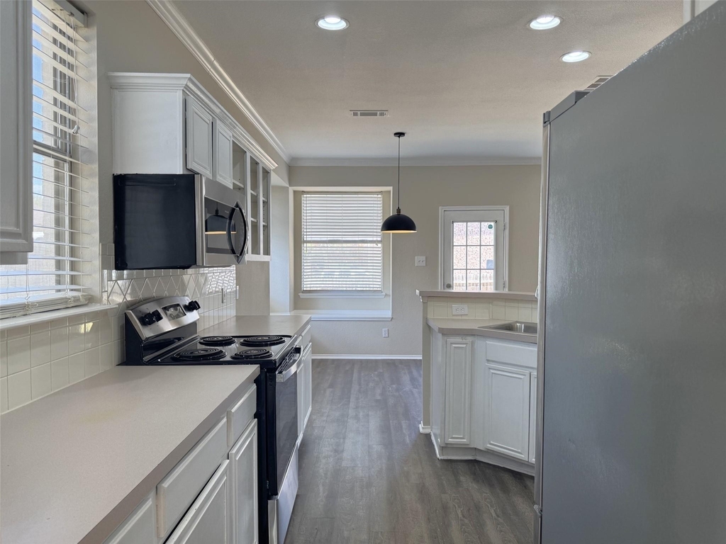 3204 Windridge Lane - Photo 9