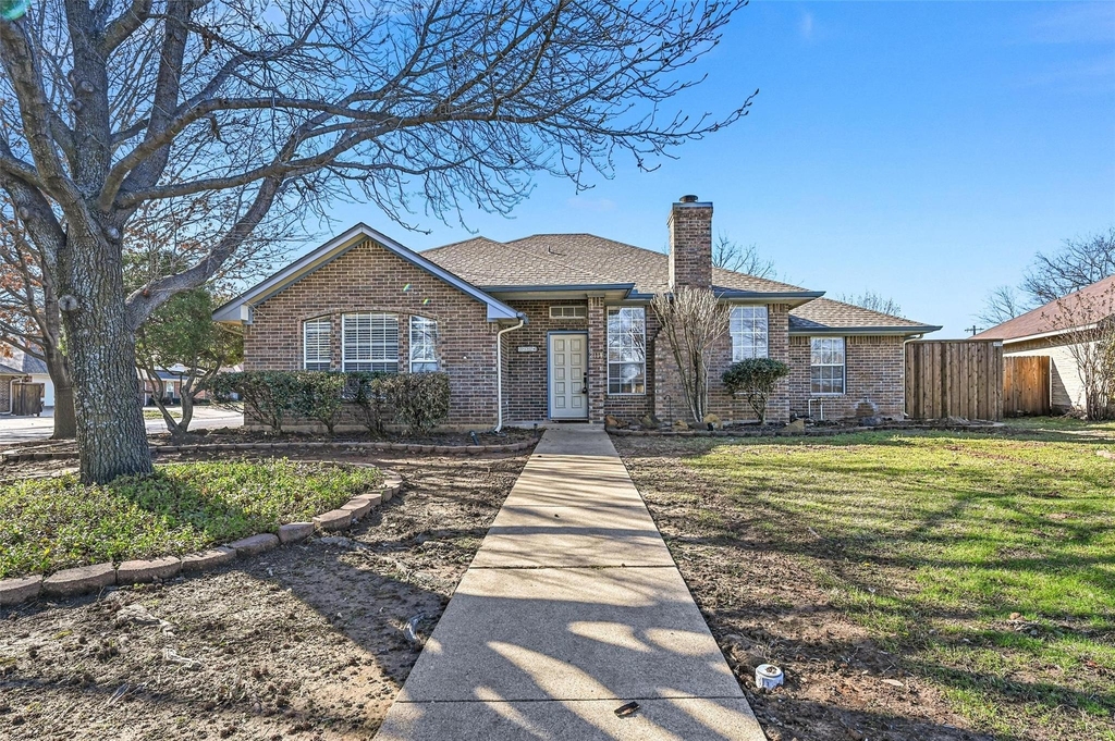 2114 Lattimore Street - Photo 0
