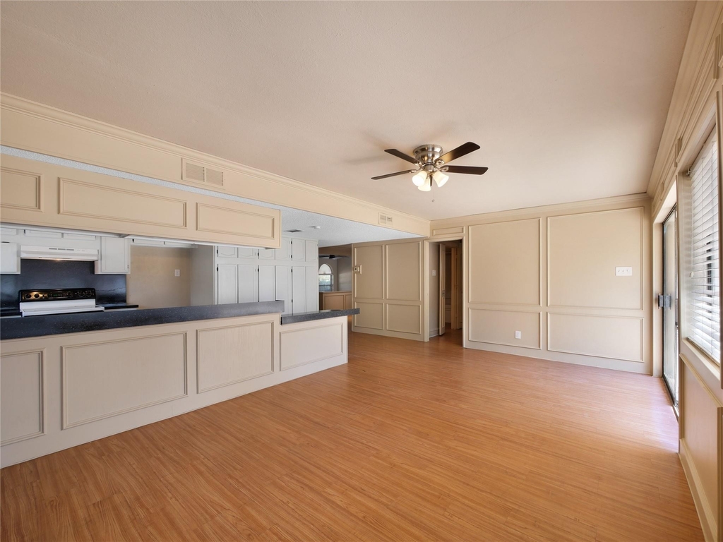 2708 Oak Grove Drive - Photo 16