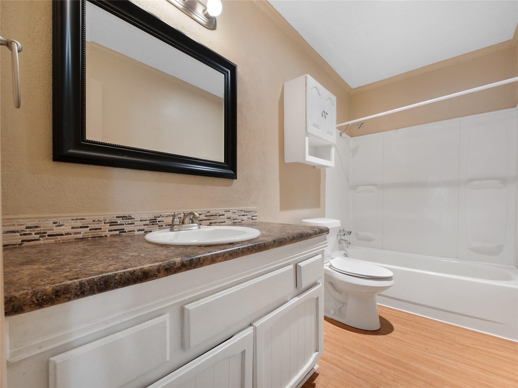 2708 Oak Grove Drive - Photo 8