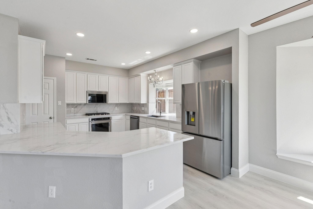 1514 Summerside Drive - Photo 10
