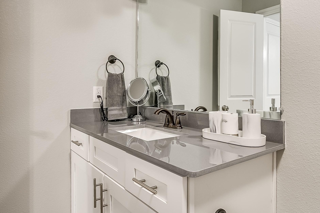 3825 Sheraton Road - Photo 12