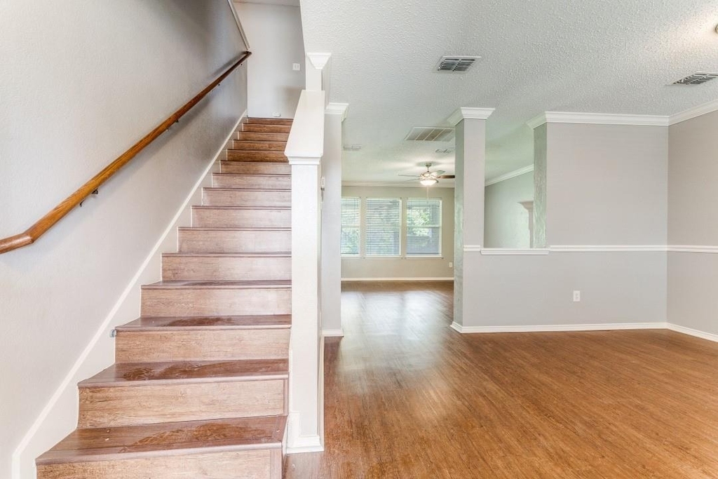 9361 Sundial Drive - Photo 3