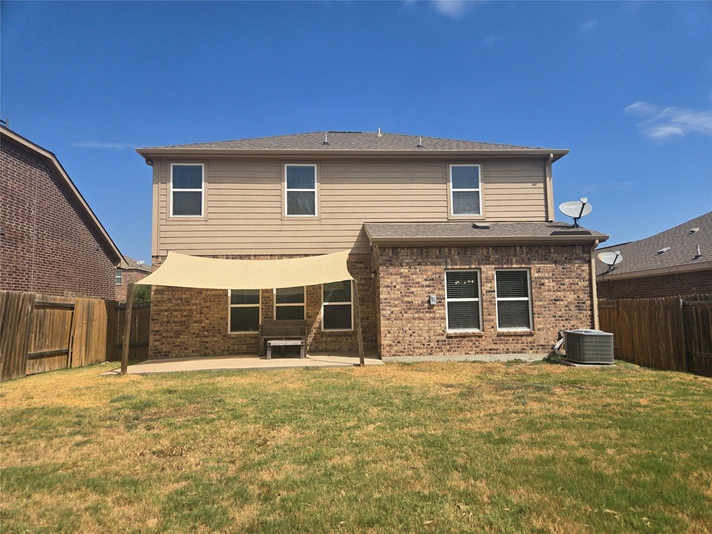 1627 Blackburn Way - Photo 20