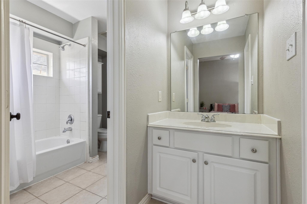 9740 Plains Circle - Photo 32