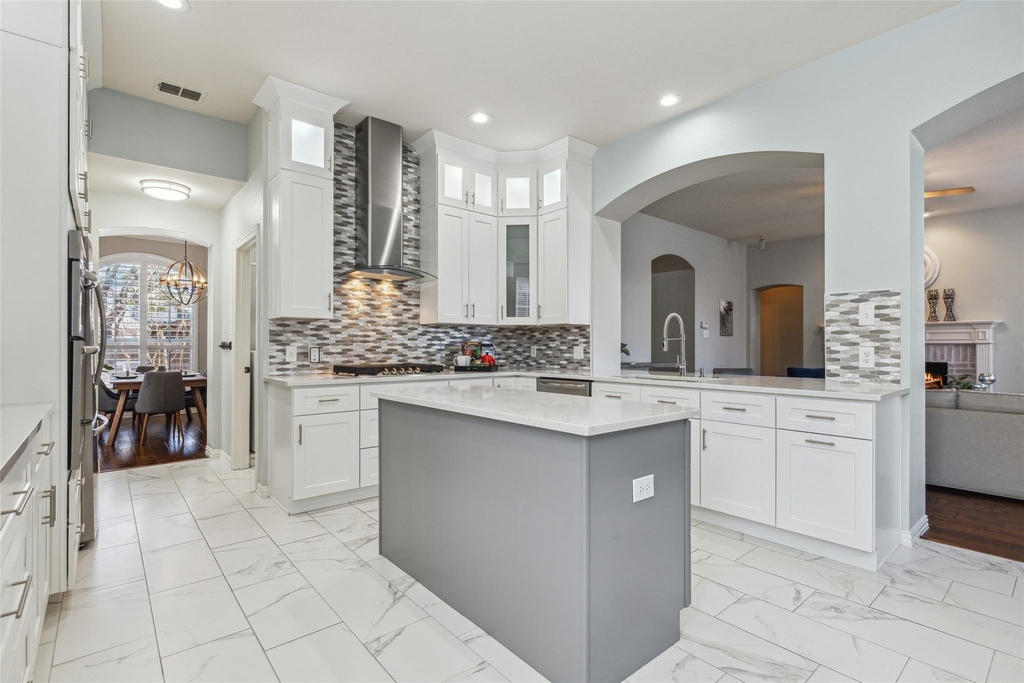 9740 Plains Circle - Photo 8