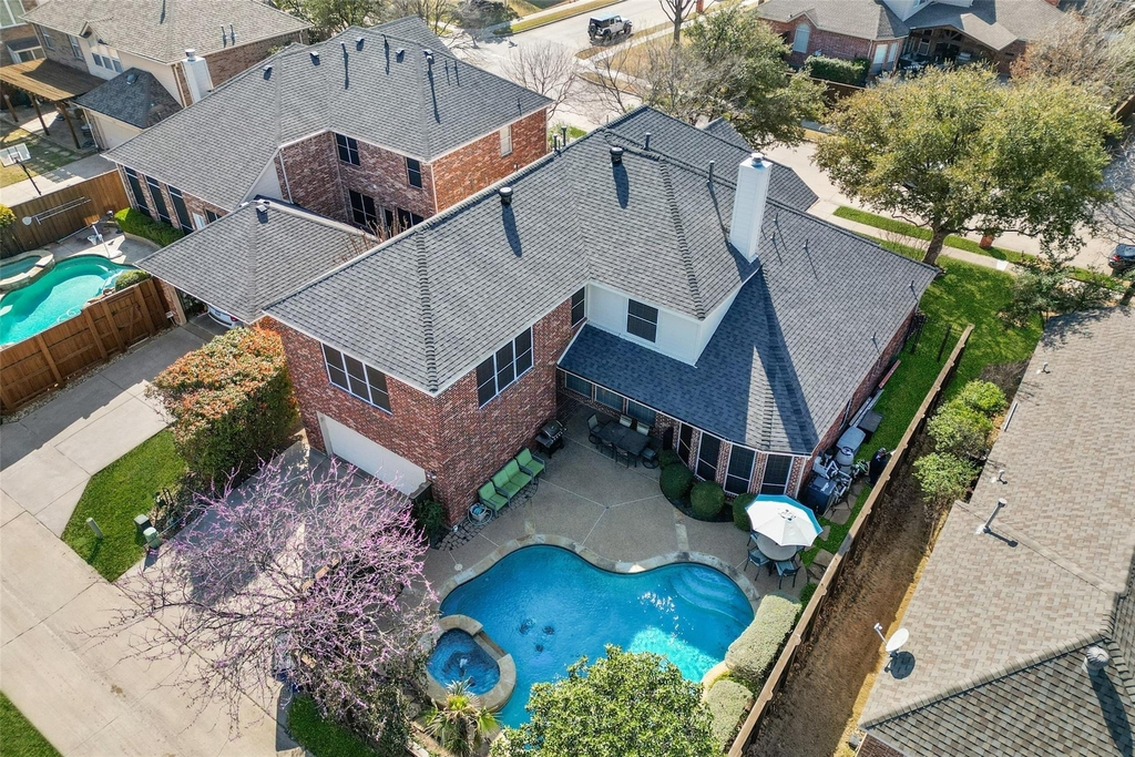 9740 Plains Circle - Photo 0