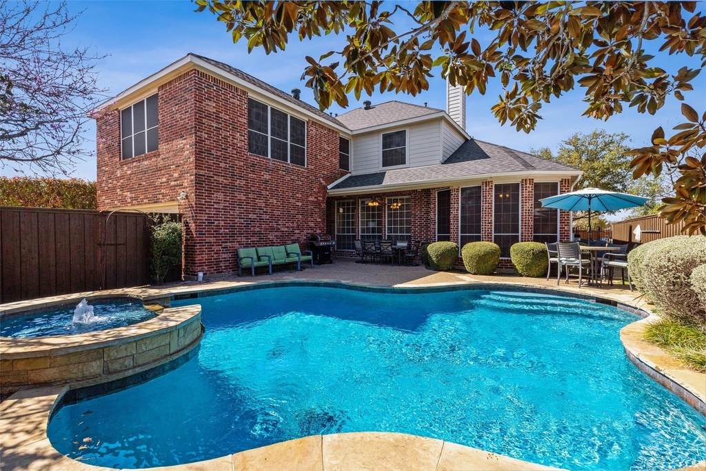 9740 Plains Circle - Photo 2