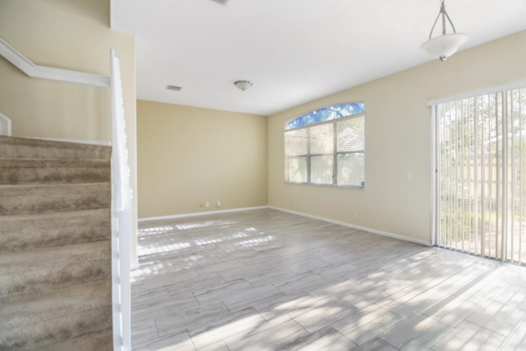 6688 Lurais Drive - Photo 7