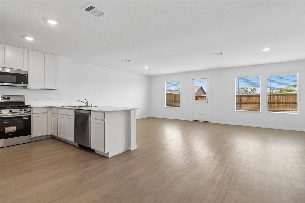 2532 Farrier Lane - Photo 3