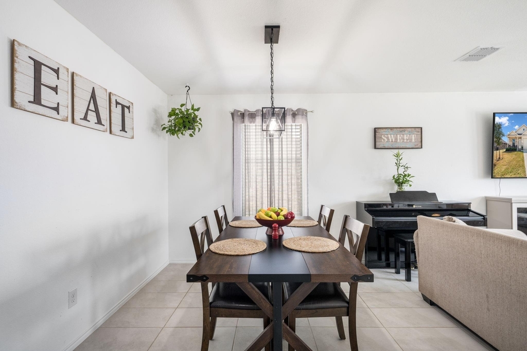 1636 Bluff View Drive - Photo 9