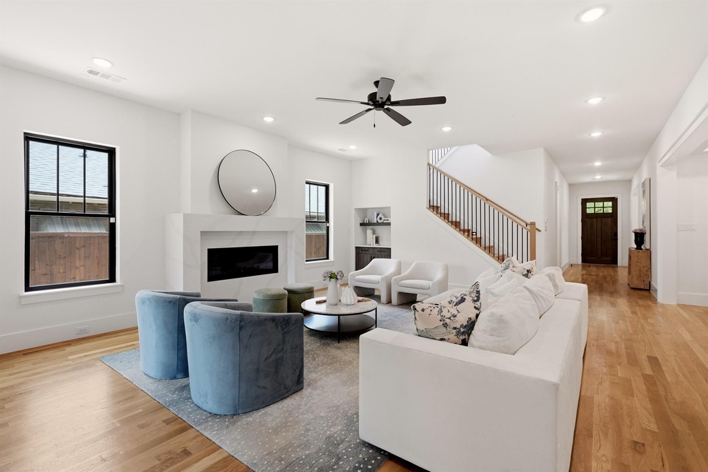 5449 Goodwin Avenue - Photo 13
