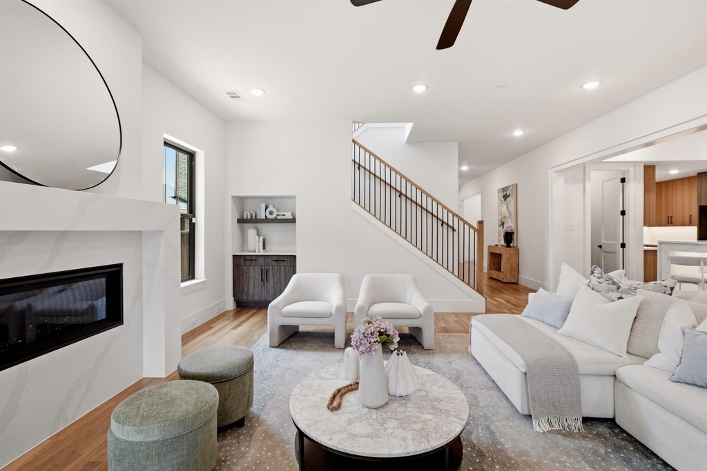 5449 Goodwin Avenue - Photo 11