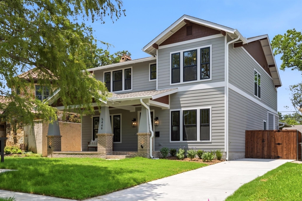 5449 Goodwin Avenue - Photo 0