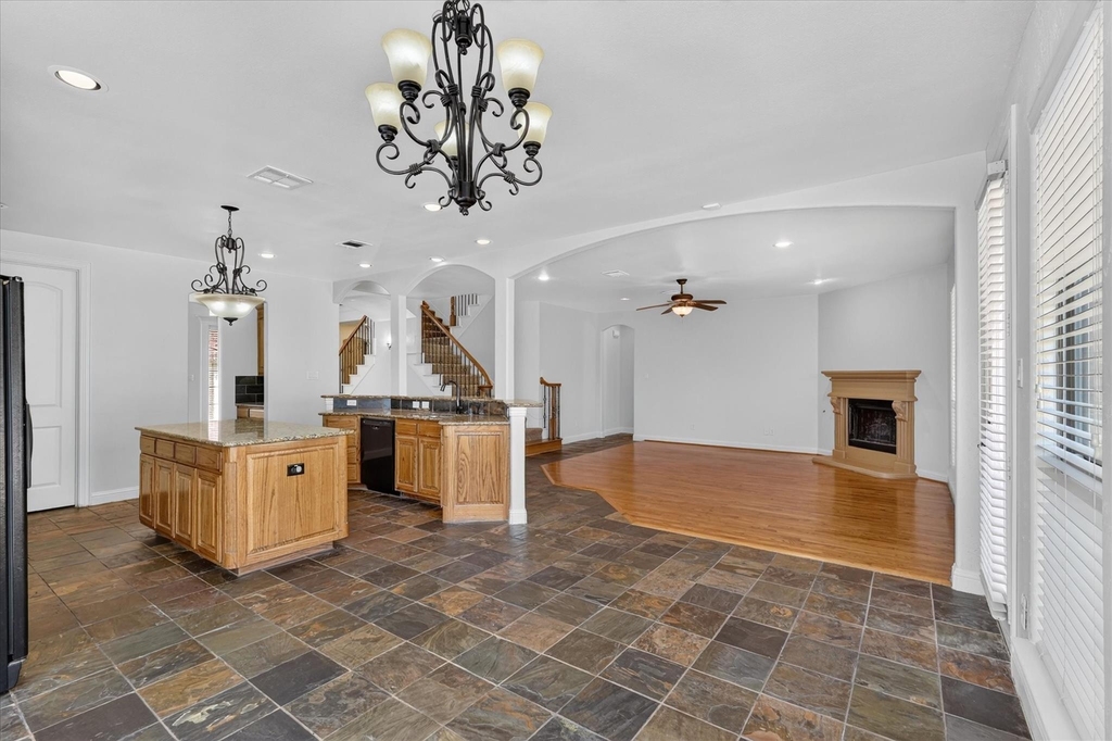 7511 Courtney Circle - Photo 9