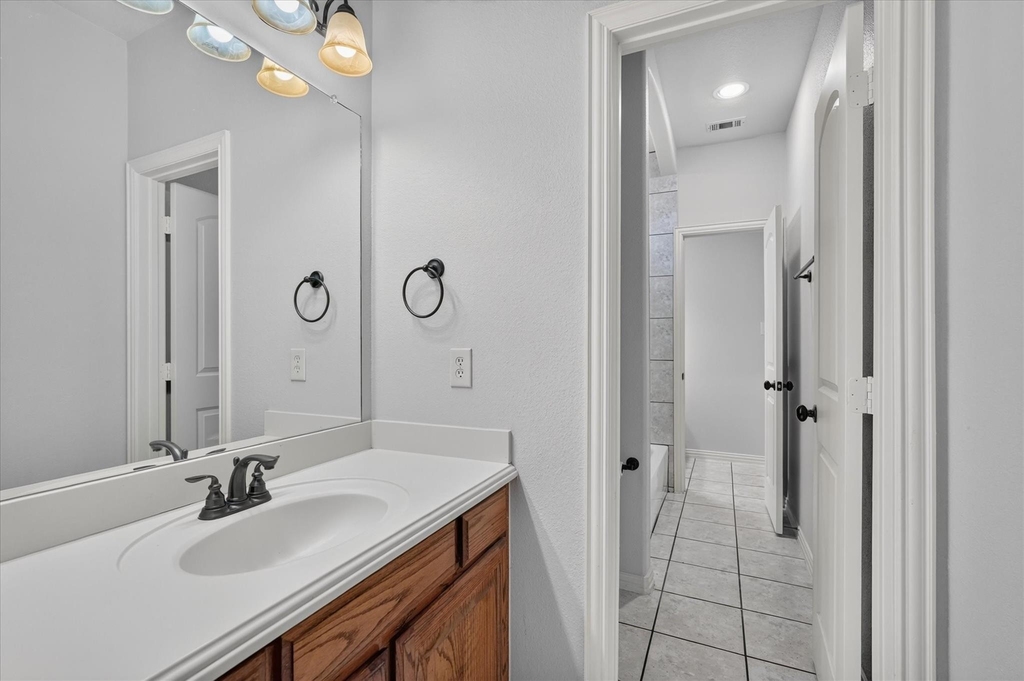 7511 Courtney Circle - Photo 15